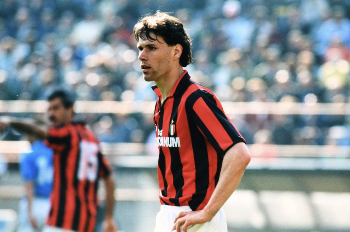 The Dutch player who won the Serie A 4 times is Van Basten
